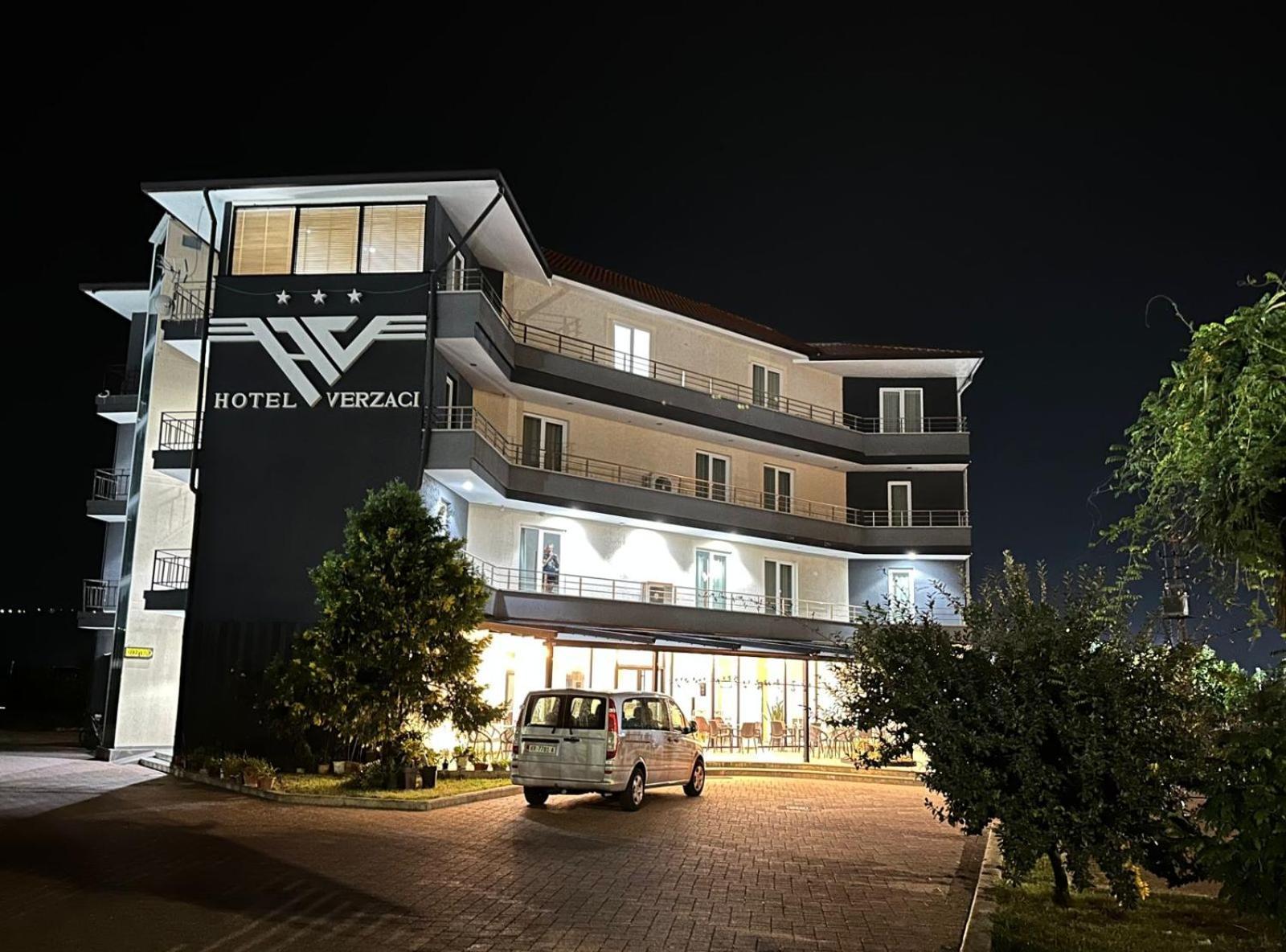 Hotel Verzaci Rinas Buitenkant foto